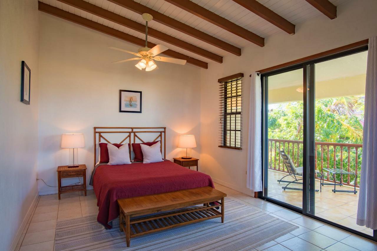 Bayview Vacation Apartments Spanish Town Extérieur photo
