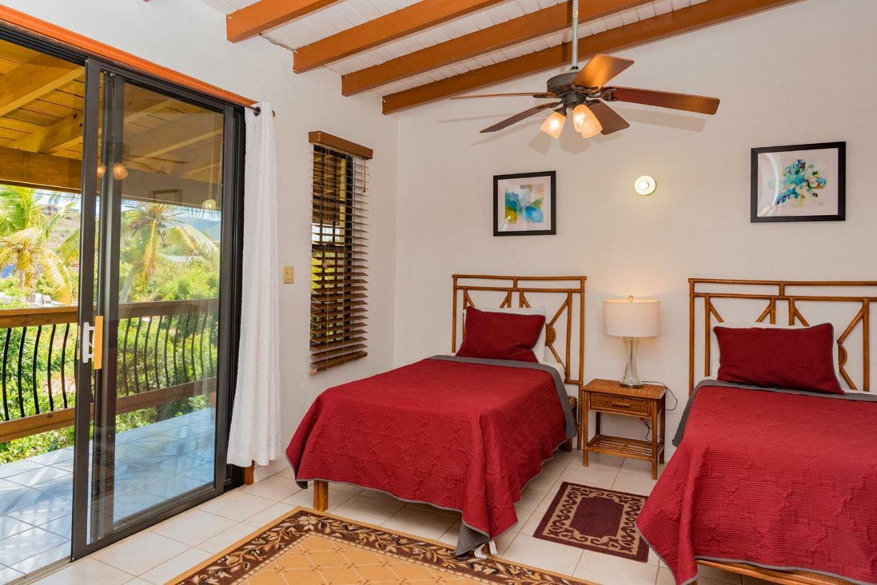 Bayview Vacation Apartments Spanish Town Extérieur photo