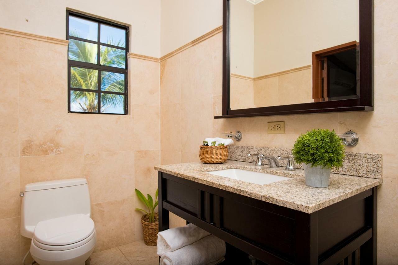 Bayview Vacation Apartments Spanish Town Extérieur photo