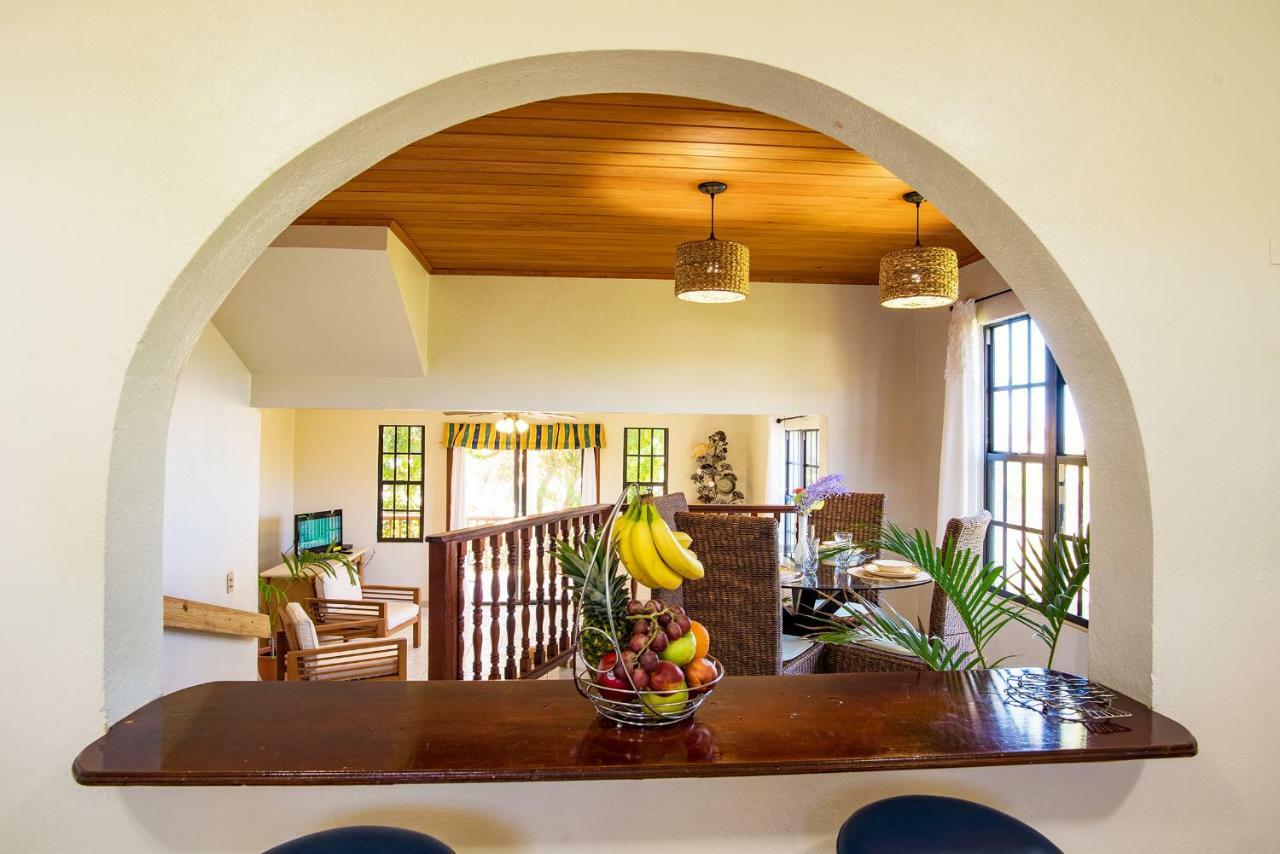 Bayview Vacation Apartments Spanish Town Extérieur photo